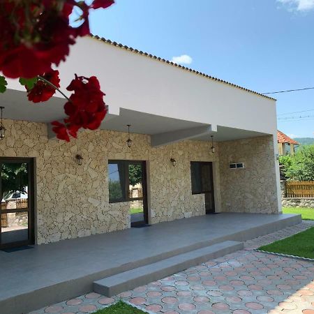 Casa Roka Apartamento Ieşelniţa Exterior foto