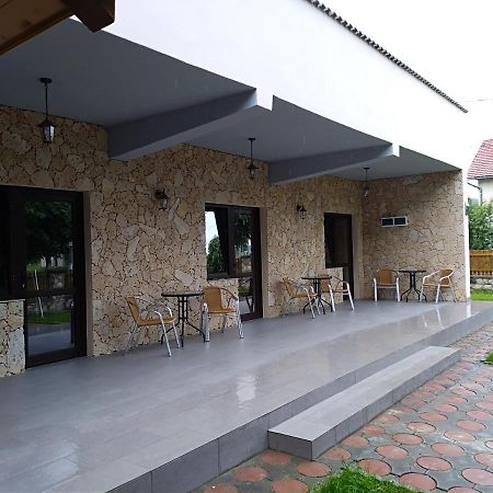 Casa Roka Apartamento Ieşelniţa Exterior foto